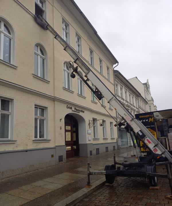 Möbellift in Krefeld für den Firmenumzug